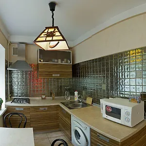 On Starokyivskaya Lane 5 , Киев Украина